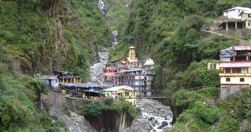 yamunotri temple uttarkashi, uttarakhand